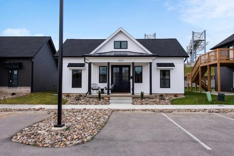 Brand New House! Prime Location! House in Clarksville