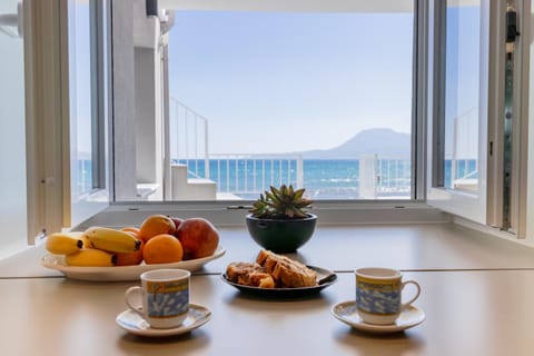 Natural landscape, Sea view, Breakfast