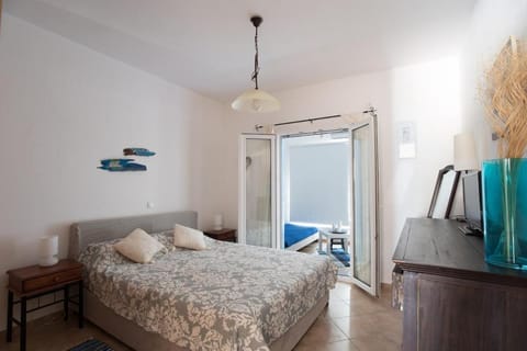 aegean view beach apartement Apartment in Paros, Greece