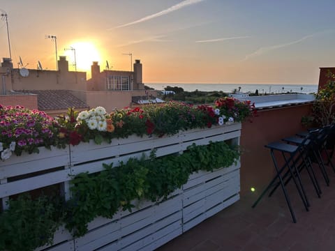 Natural landscape, Balcony/Terrace, Sunrise