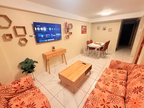 Communal lounge/ TV room