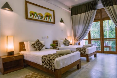 Bed, Photo of the whole room, Bedroom, Garden view