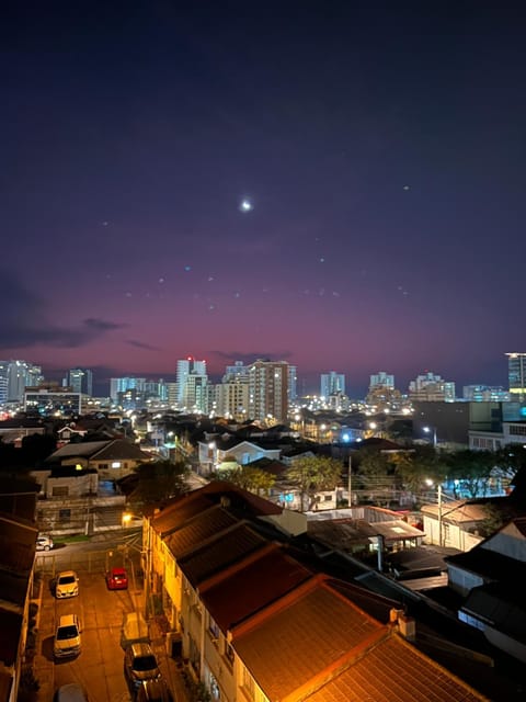 Night, Neighbourhood, City view