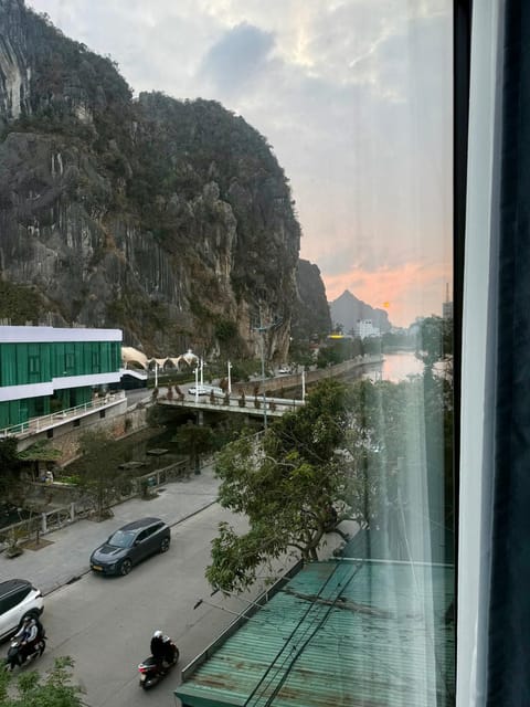 Neighbourhood, Natural landscape, Lake view, Mountain view