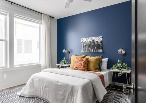 House of Many Records - Brand New Spacious Luxury House in East Nashville