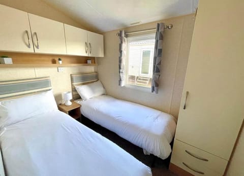 88 Elm Walk Campground/ 
RV Resort in Whitley Bay