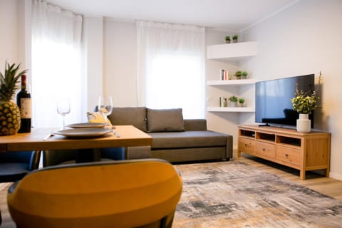 TV and multimedia, Seating area