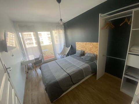 Appartement de 4 chambres proche plage, tram et aeroport Vacation rental in Nice
