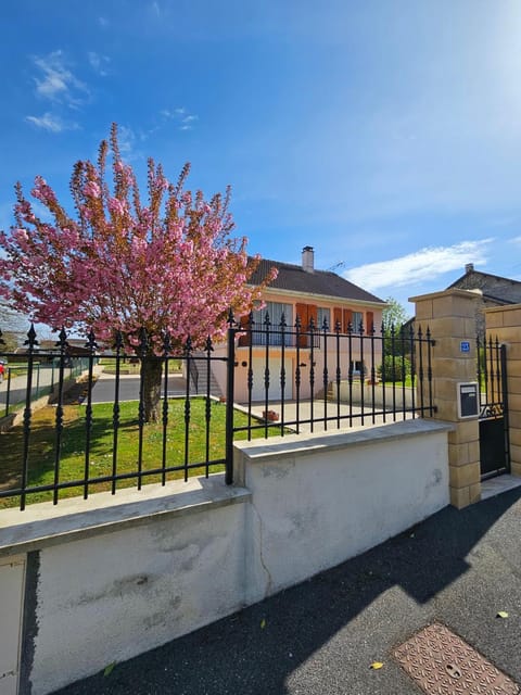 Property building, Spring