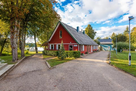 Namas su vaizdu į ežerą "Nendrė" Country House in Lithuania