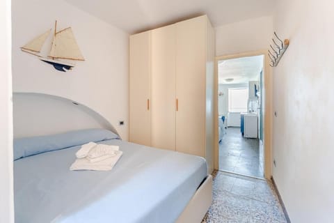 La Ligure nel Mare - the Sunset apt with SEA VIEW Apartment in Riomaggiore