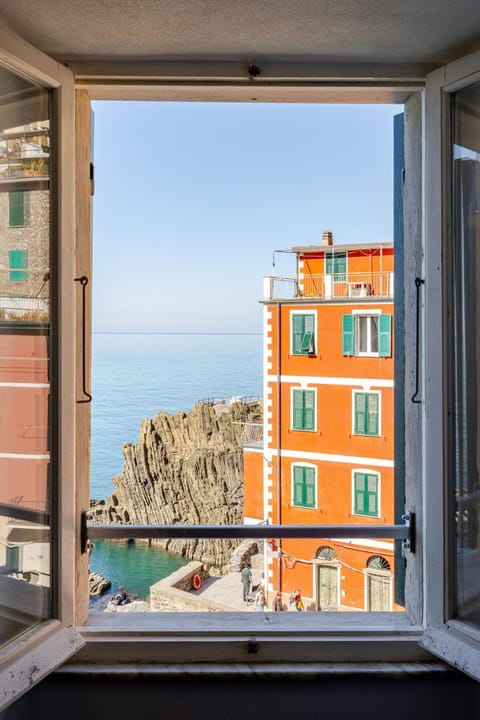 La Ligure nel Mare - the Sunset apt with SEA VIEW Apartment in Riomaggiore