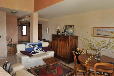 L'Alizée - Terrace overlooking the lake Apartment in Tresserve