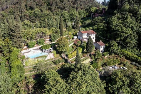GOLDEN LUXE - Rifugio con vista mare e piscina in Toscana Villa in Pietrasanta