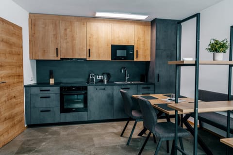Kitchen or kitchenette, Dining area, dishwasher, oven, stove