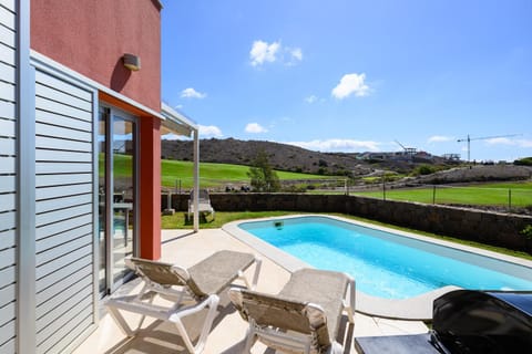 Patio, Spring, Day, Natural landscape, Mountain view, Pool view, Swimming pool, sunbed