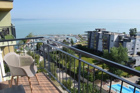 Day, Natural landscape, View (from property/room), Balcony/Terrace, Sea view