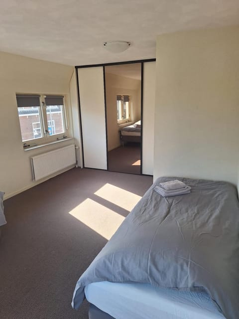 Have a nice stay! - Juul's Rooftop, free parking Apartment in Noordwijk