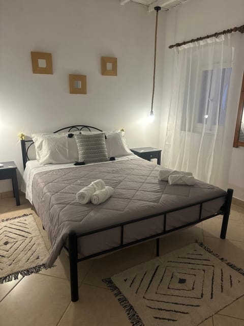 Mikes apartment Apartment in Naousa