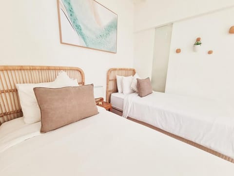 Villa G - Private 2 bdrm oasis in prime Canggu location Villa in North Kuta