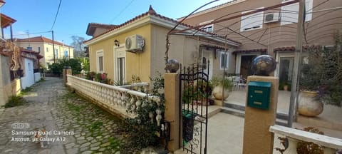 Property building, Neighbourhood, Street view