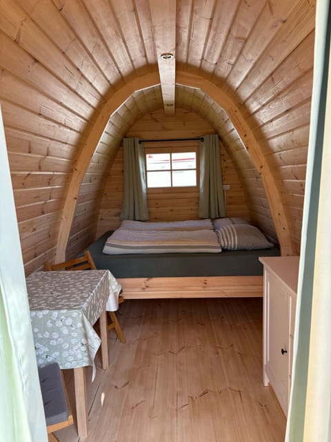 Cosy Camping Pod Campground/ 
RV Resort in Rockanje