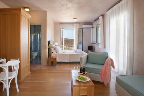 Estia3 House in Islands