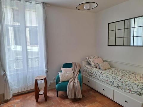 Les Remparts 1 Apartment in La Charité-sur-Loire