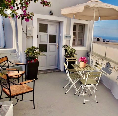 Renos New Central Fabulous Villa Villa in Thera