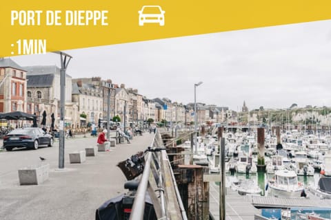 Neighbourhood, Natural landscape, City view, Street view, Location, Parking