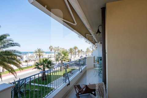 Day, Natural landscape, View (from property/room), Balcony/Terrace, Sea view