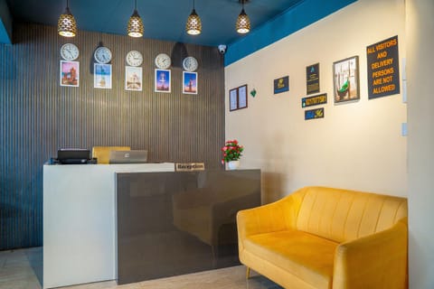 Lobby or reception, Seating area