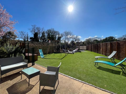Day, Garden, Garden view, Pool view, sunbed