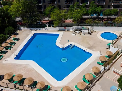 Apartamento Moderno a 1km De la playa de Benalmadena Apartment in Torremolinos