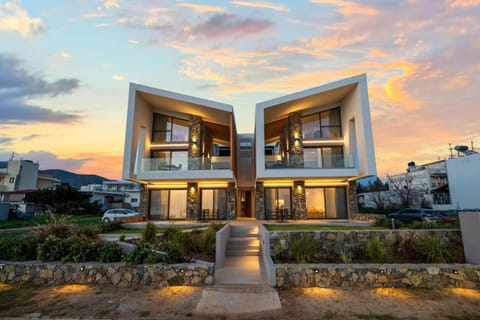 Property building, Day, Natural landscape, View (from property/room), Balcony/Terrace, Sunset
