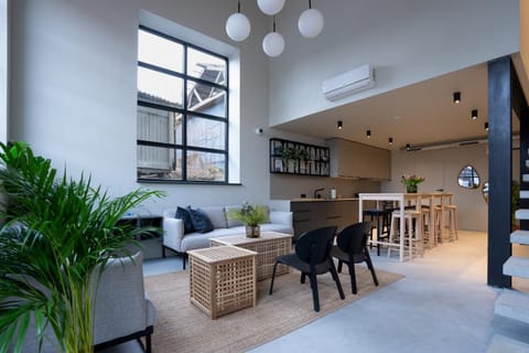 Kitchen or kitchenette, Living room, Photo of the whole room, Dining area, air conditioner