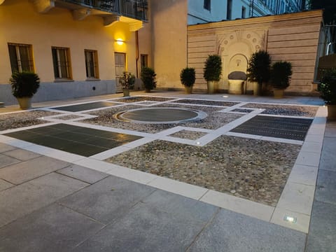 Inner courtyard view