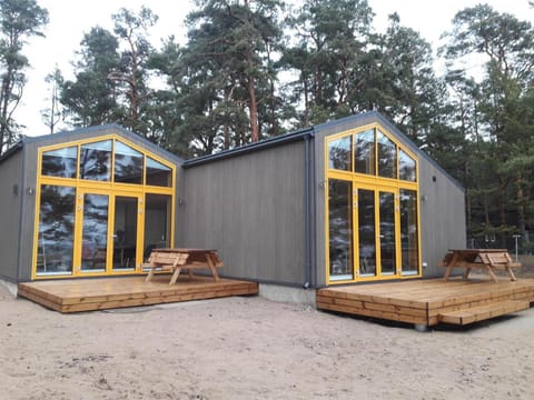 Property building, Day