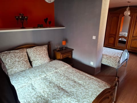 Chambre d'hotes au coeur du village Vacation rental in Baden-Württemberg