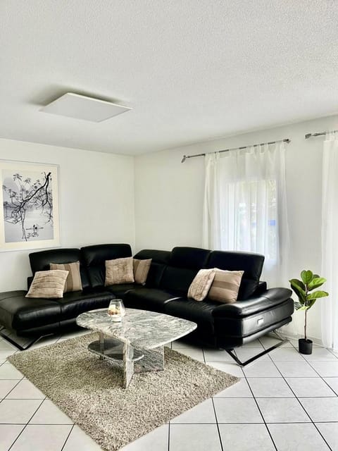 Communal lounge/ TV room, Bed, Living room, Seating area