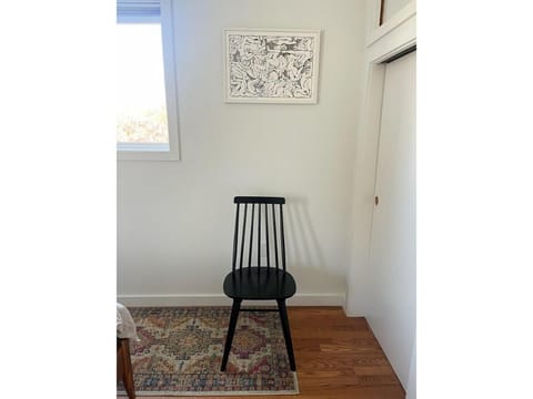 Modern Lakefront Retreat w King Bed House in Saugerties