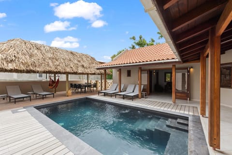 Pool view, Swimming pool, sunbed