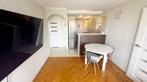 TV and multimedia, Kitchen or kitchenette, Dining area, minibar, oven