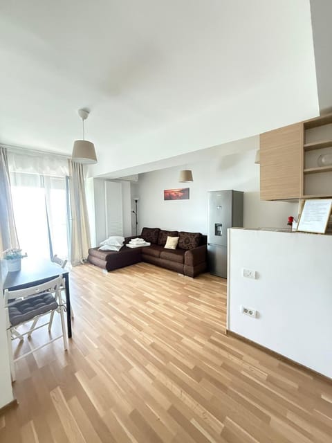 Kitchen or kitchenette, Living room, Photo of the whole room, Seating area