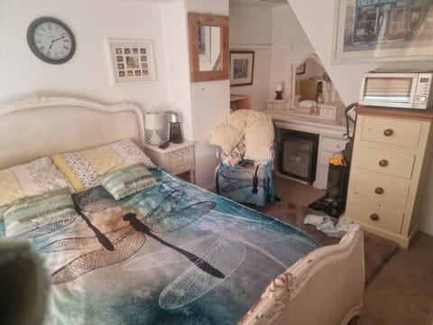 Le chic room Vacation rental in Chester