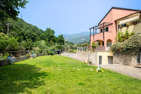 RivieraRent 84 House Apartment in Finale Ligure