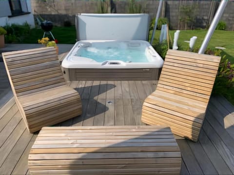 charmante maison avec jardin clos sur les dunes de Sainte Marguerite avec SPA en option House in Plouguerneau