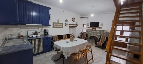 Παραδοσιακο Αρχοντικό της Αλεξάνδρας Apartment in Evros, Greece