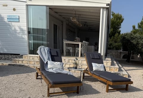 Property building, Patio, sunbed