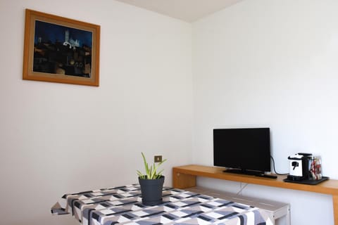 TV and multimedia, Coffee/tea facilities